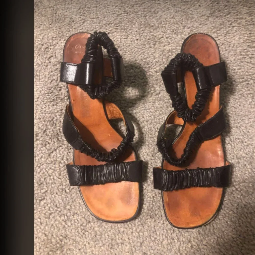 Vintage 1960s 1970s Young Dimensions Open Toe Heels
